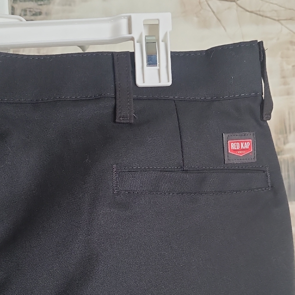 New with tag! Red Kap Mens 34 x 34 black utility uniform sturdy work pants